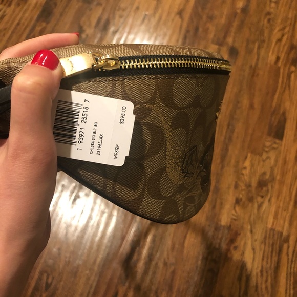 COACH FANNY PACK NEW LIMITED EDITION SIGNATURE bag - Picture 5 of 5